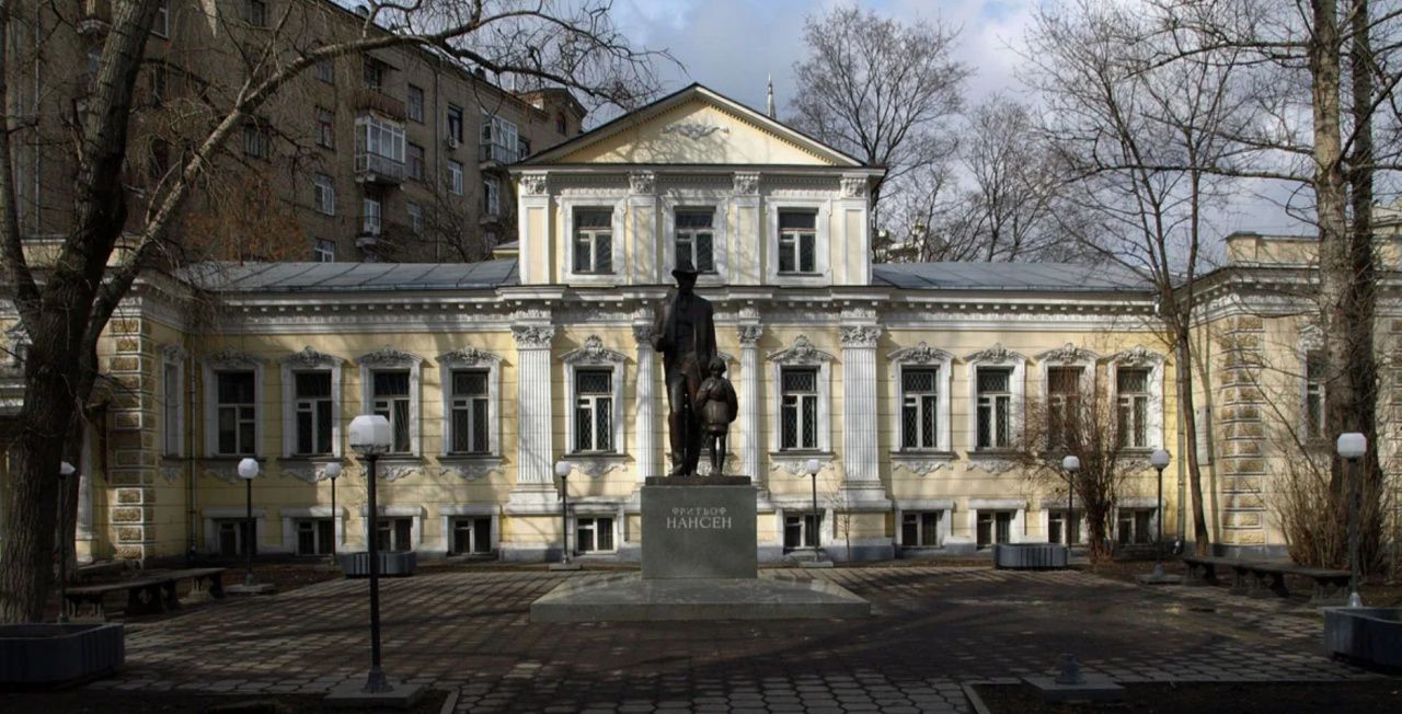 фасад дома, здание по адресу г Москва, Большой Лёвшинский пер, д 6 стр 1 